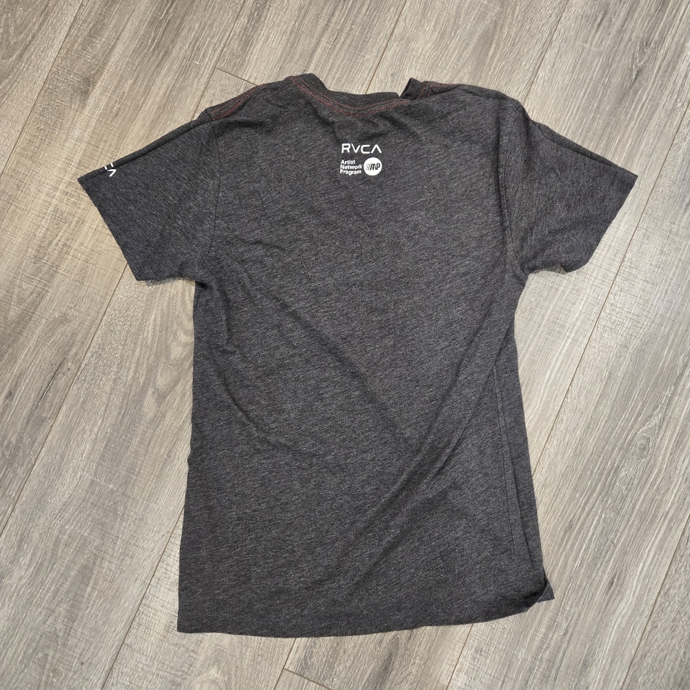 RVCA T-Shirt Chinese AK-47 “Forever Class Struggle” - Picture 4 of 4